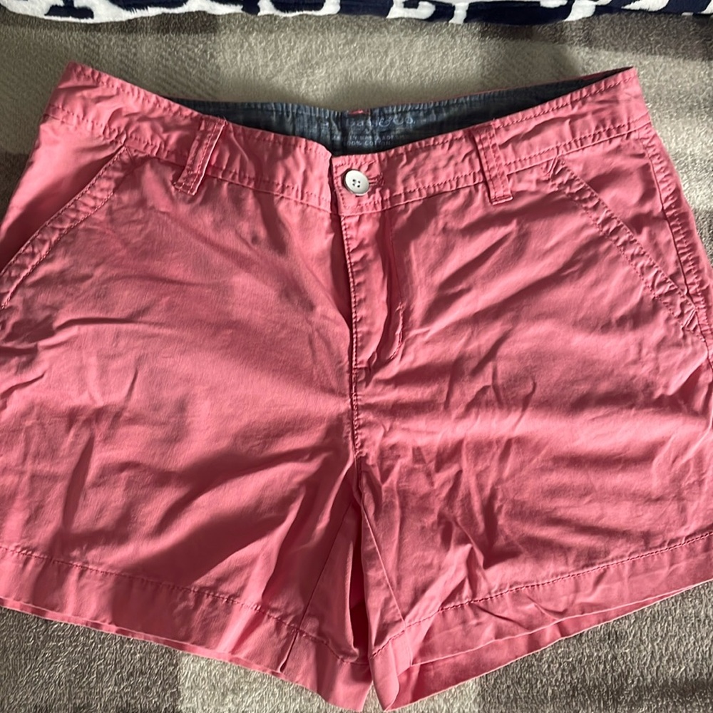Pink shorts by G.H.Bass CO size 4
